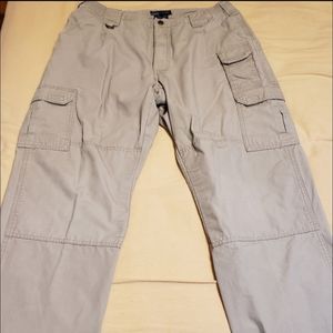 Mens 5.11 Tactical Series Pants size 36/32
